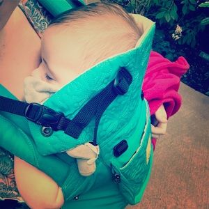 Teal lillebaby embossed